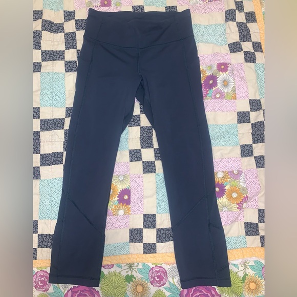 Lululemon Pace Rival Crop *Full-On Luxtreme 22" — Navy - Picture 8 of 12